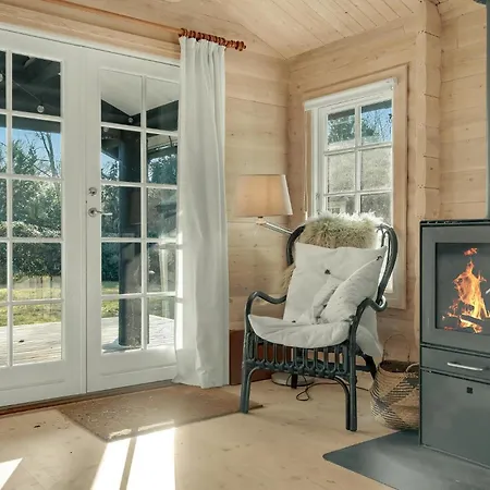 3 Bedroom Cozy In * Hornbæk